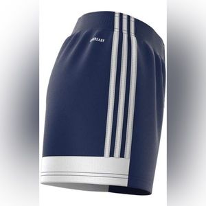 💙🩶 ✨Brand new (with tags) adidas women’s Tastigo 19 shorts✨🩶💙